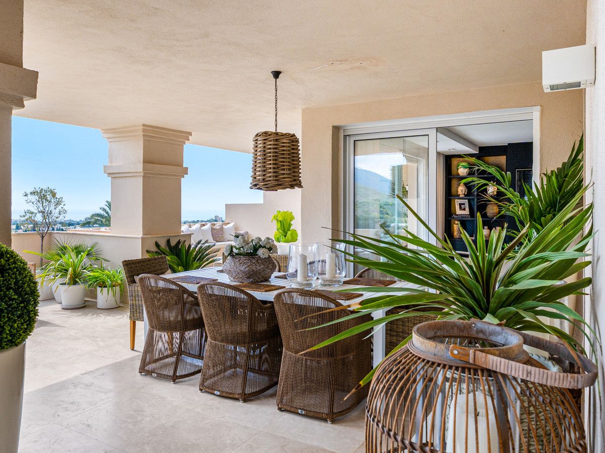 Apartamento Planta Media en Nueva Andalucía, Nueva Andalucía, 6/12
