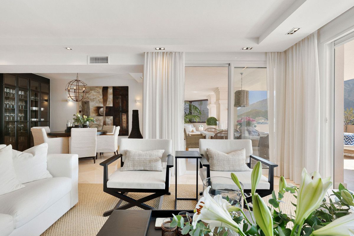 Apartamento Planta Media en Nueva Andalucía, Nueva Andalucía, 10/12