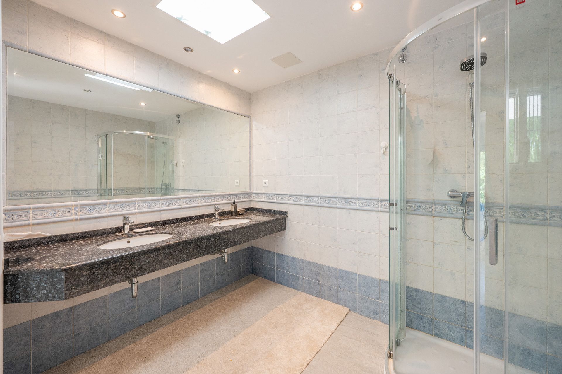 Semi Detached Villa in Marbella East, Hacienda las Chapas, Marbella East, 9/12