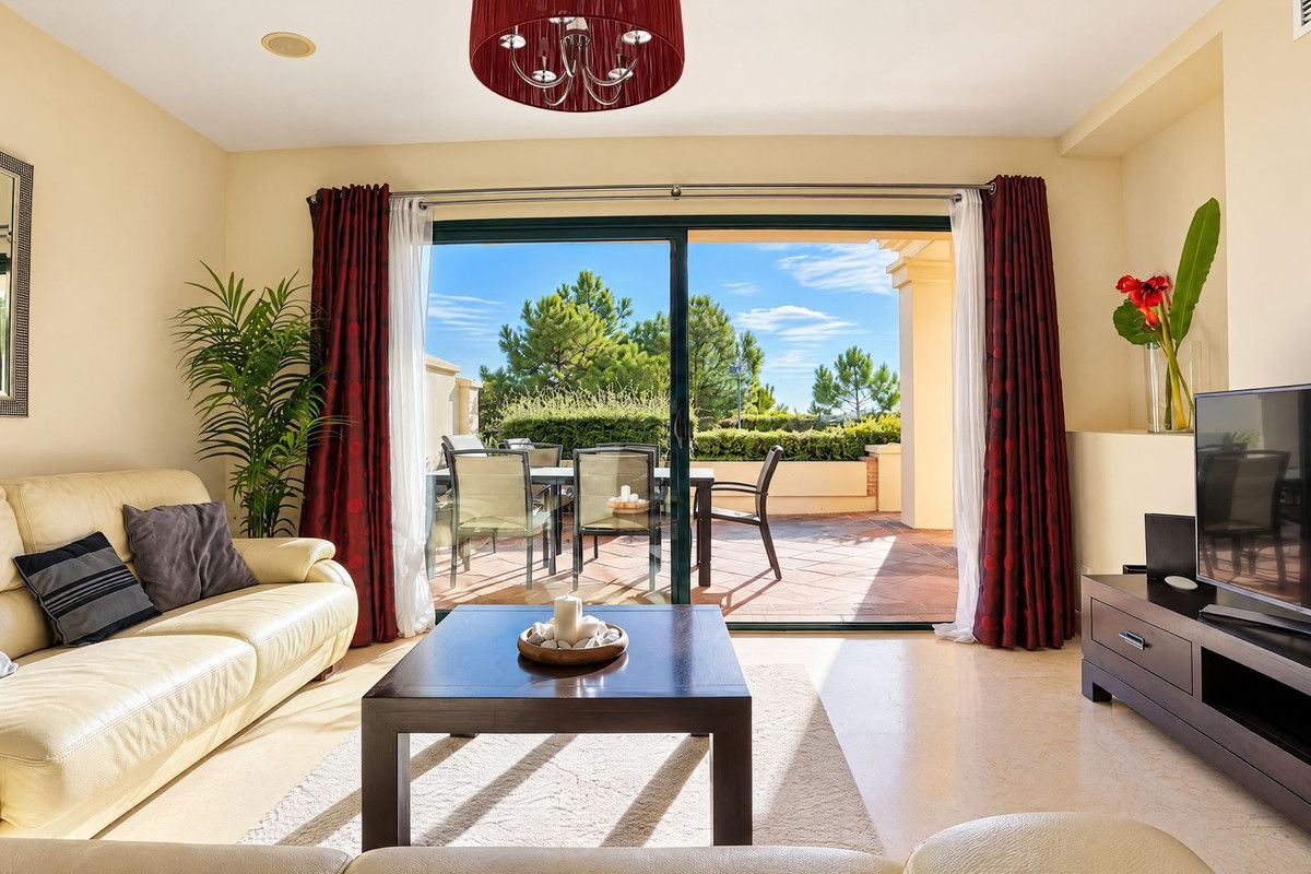Apartamento en Planta Baja en Benahavís, Benahavís, 4/12