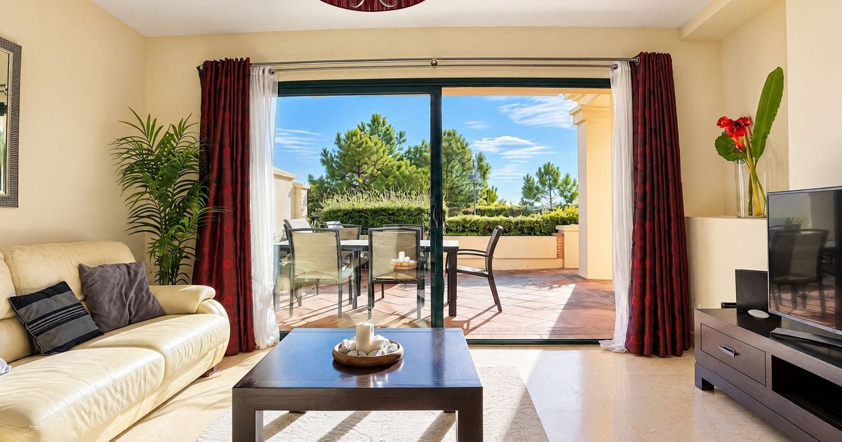 Apartamento en Planta Baja en Benahavís, Benahavís, 4/12