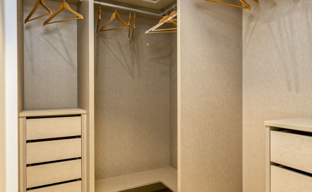 Apartamento en planta media en Higueron, Higueron, 12/12