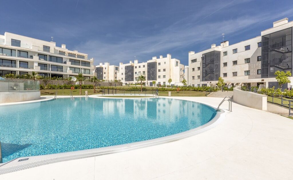 Apartamento en planta media en Higueron, Higueron, 4/12