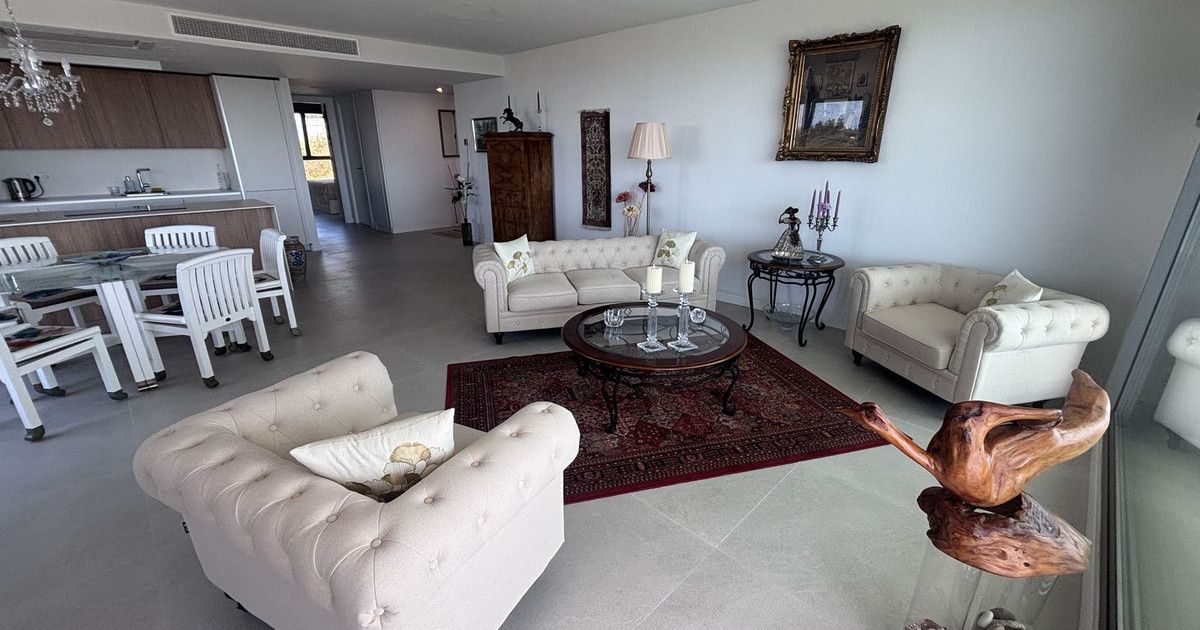 Apartamento de Planta Media en Selwo, Selwo, 12/12