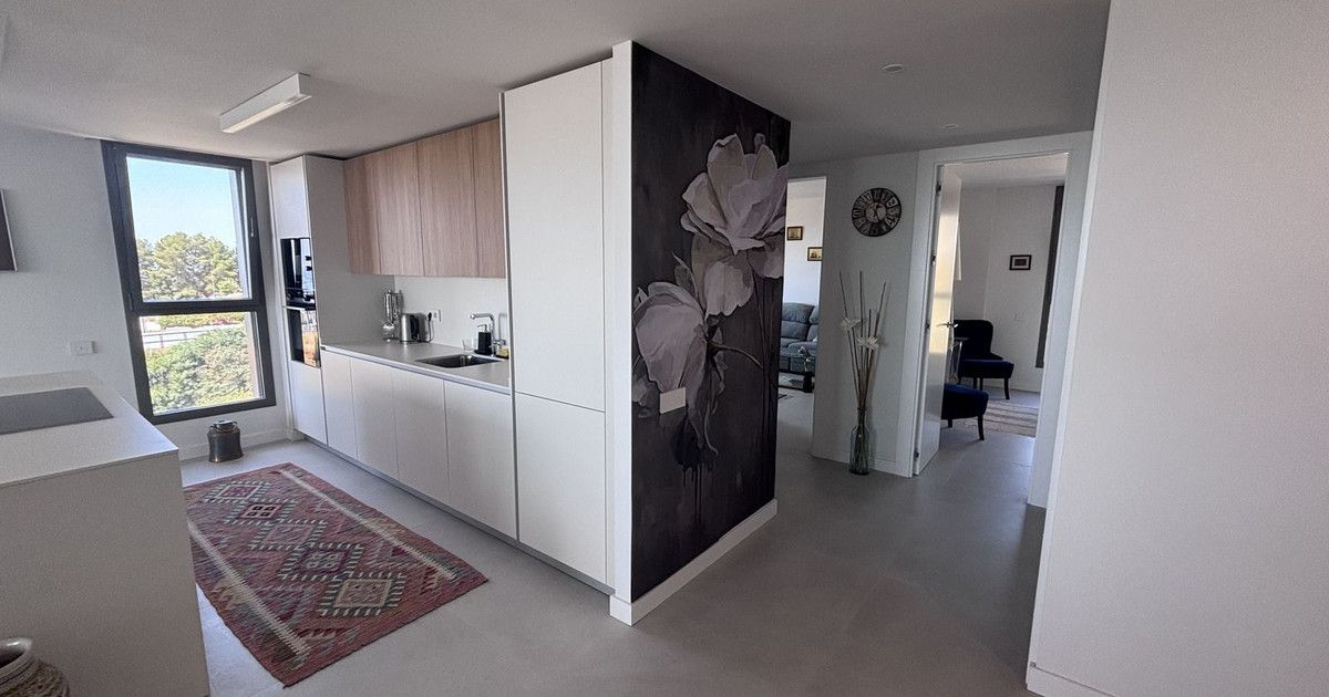 Apartamento de Planta Media en Selwo, Selwo, 8/12