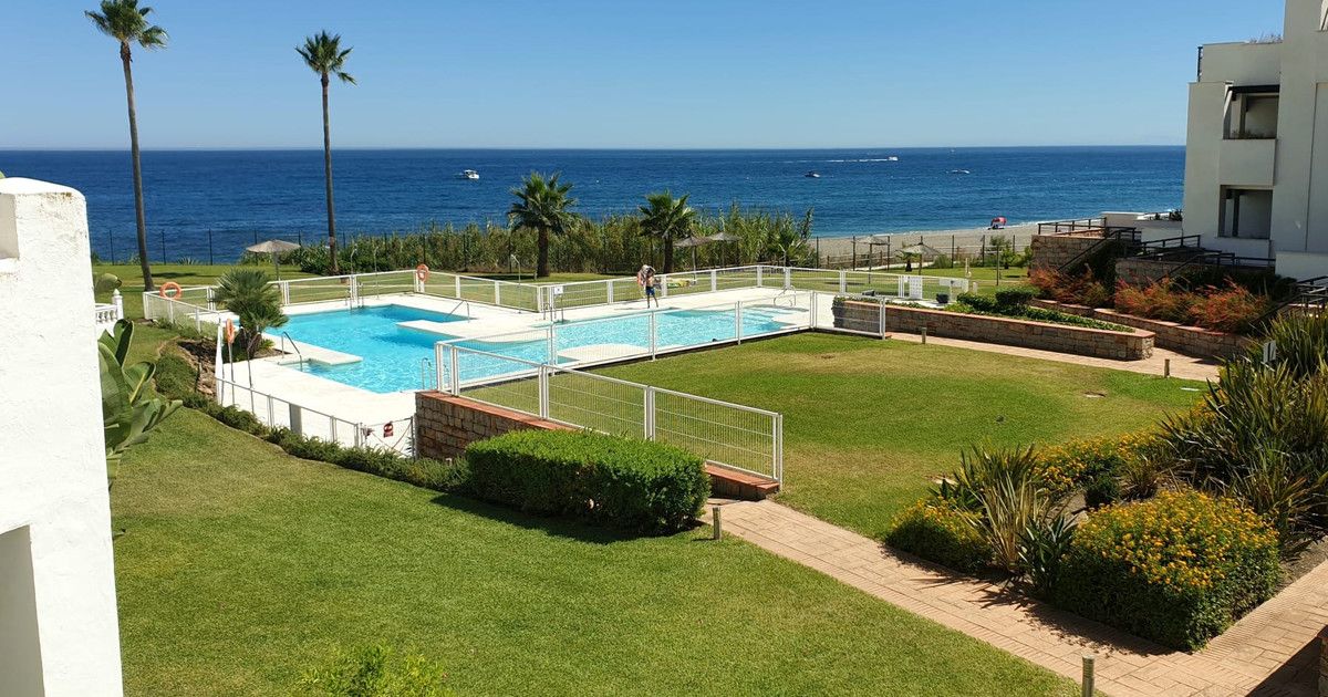 Parhus i Casares, Casares, 4/12