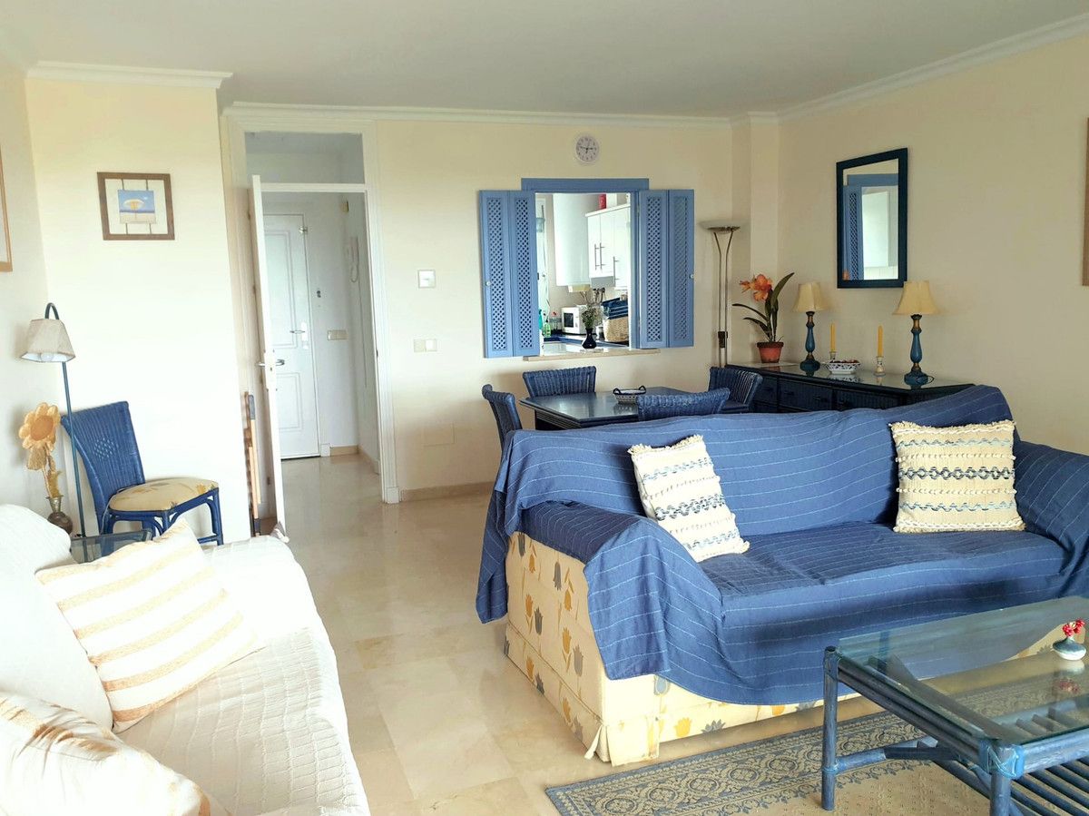 Parhus i Casares, Casares, 6/12