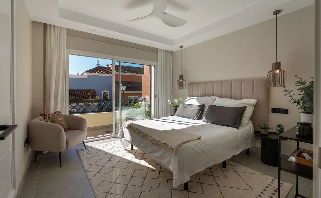 Townhouse in Nueva Andalucía, Nueva Andalucía, 6/12