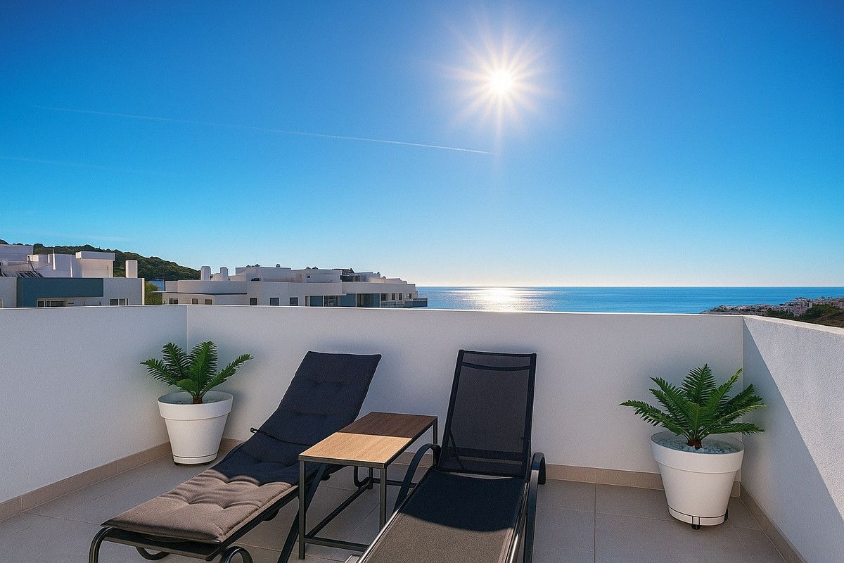 Двухуровневый пентхаус в Estepona, Estepona, 1/12