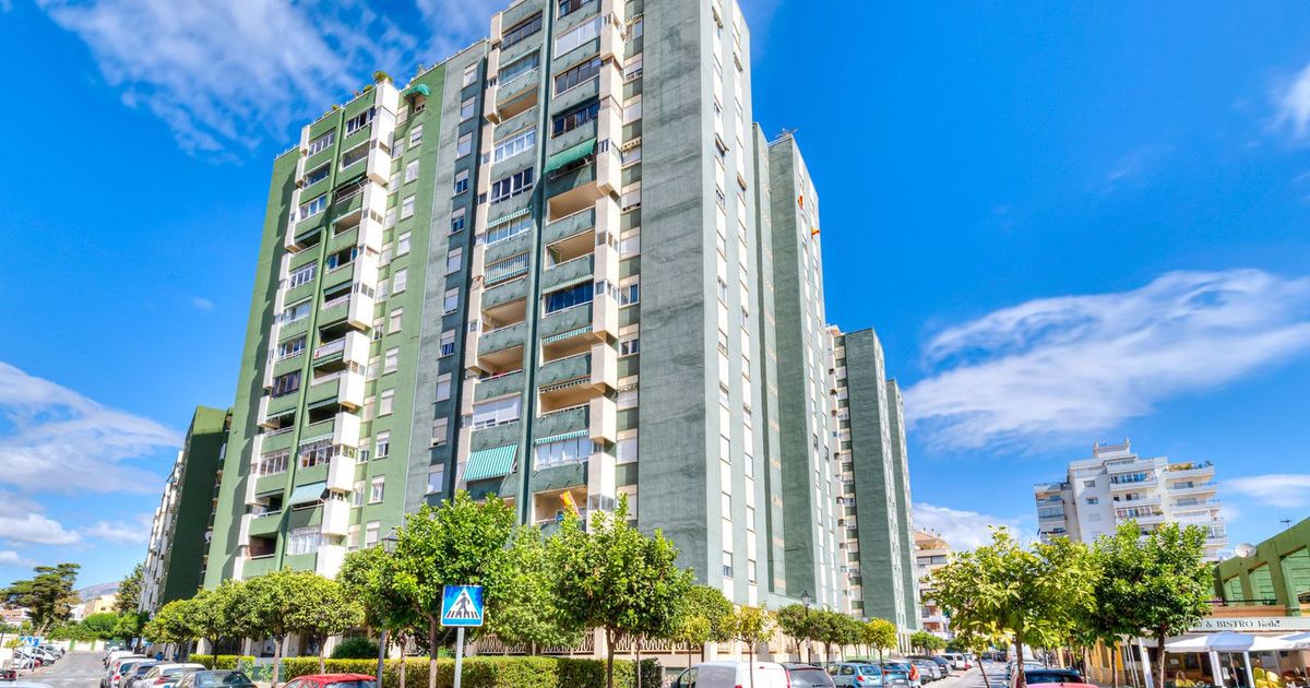 Middle Floor Apartment in Los Boliches, Los Boliches, 1/12