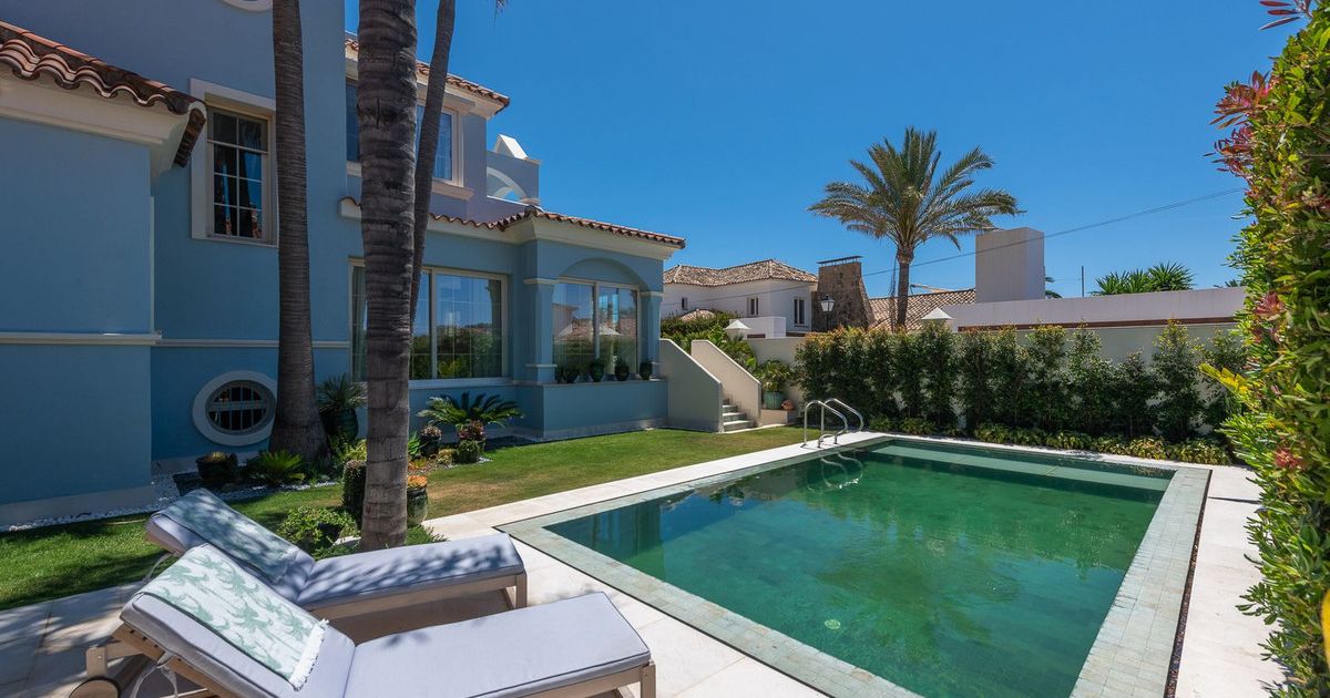 Fristående villa i Puerto Banús, Puerto Banús, 6/12