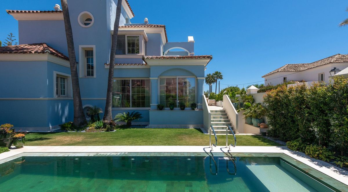 Fristående villa i Puerto Banús, Puerto Banús, 7/12