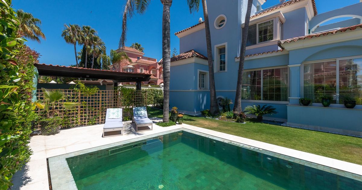 Fristående villa i Puerto Banús, Puerto Banús, 8/12