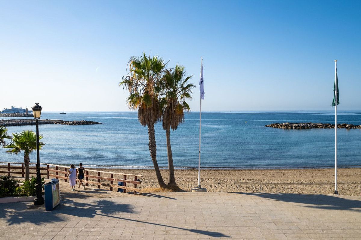 Апартаменты на среднем этаже в Puerto Banús, Puerto Banús, 12/12