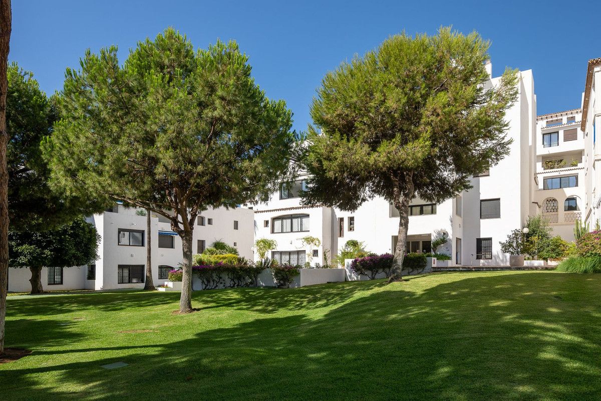Апартаменты на среднем этаже в Puerto Banús, Puerto Banús, 5/12