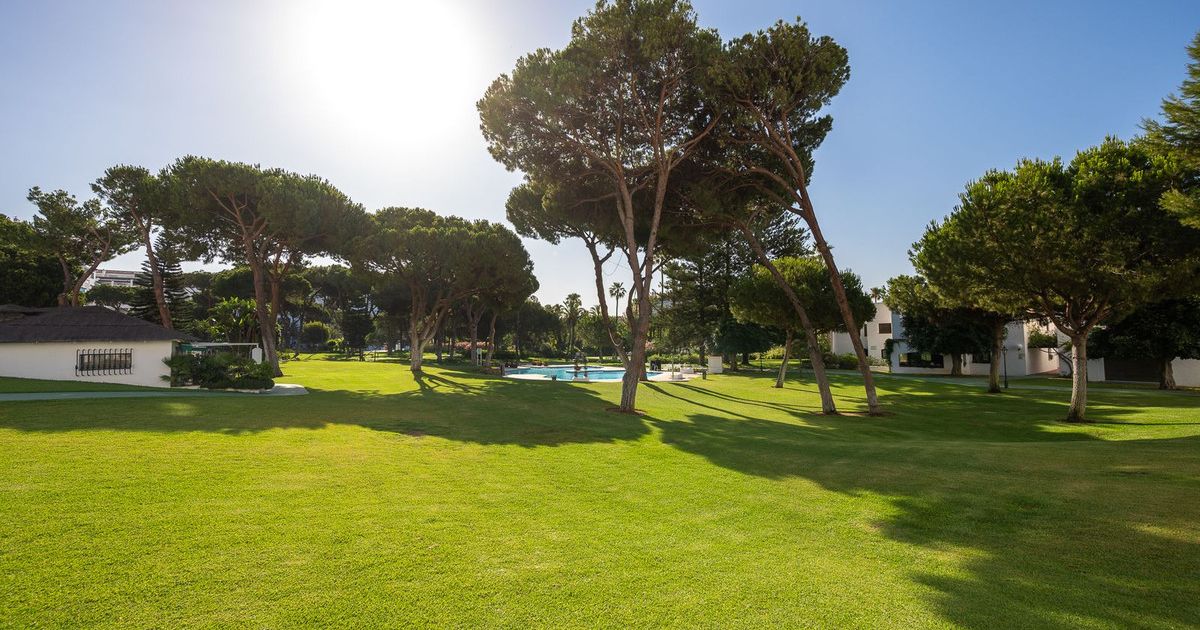 Апартаменты на среднем этаже в Puerto Banús, Puerto Banús, 7/12