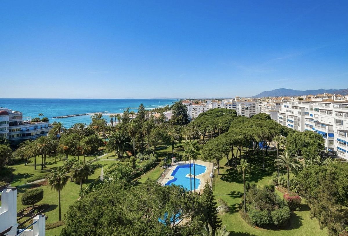 Апартаменты на среднем этаже в Puerto Banús, Puerto Banús, 10/12