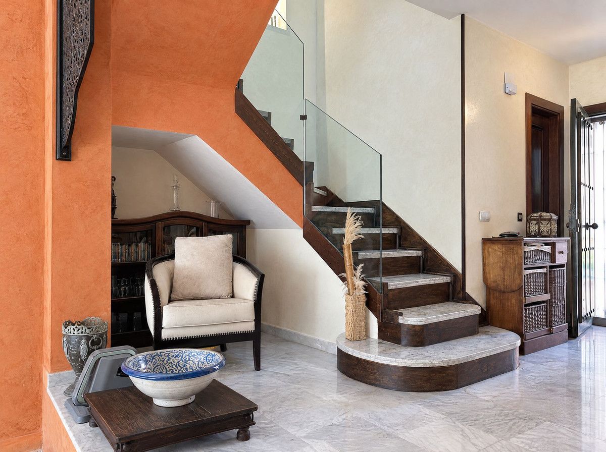 Semi-Detached House in Estepona, Estepona, 10/12