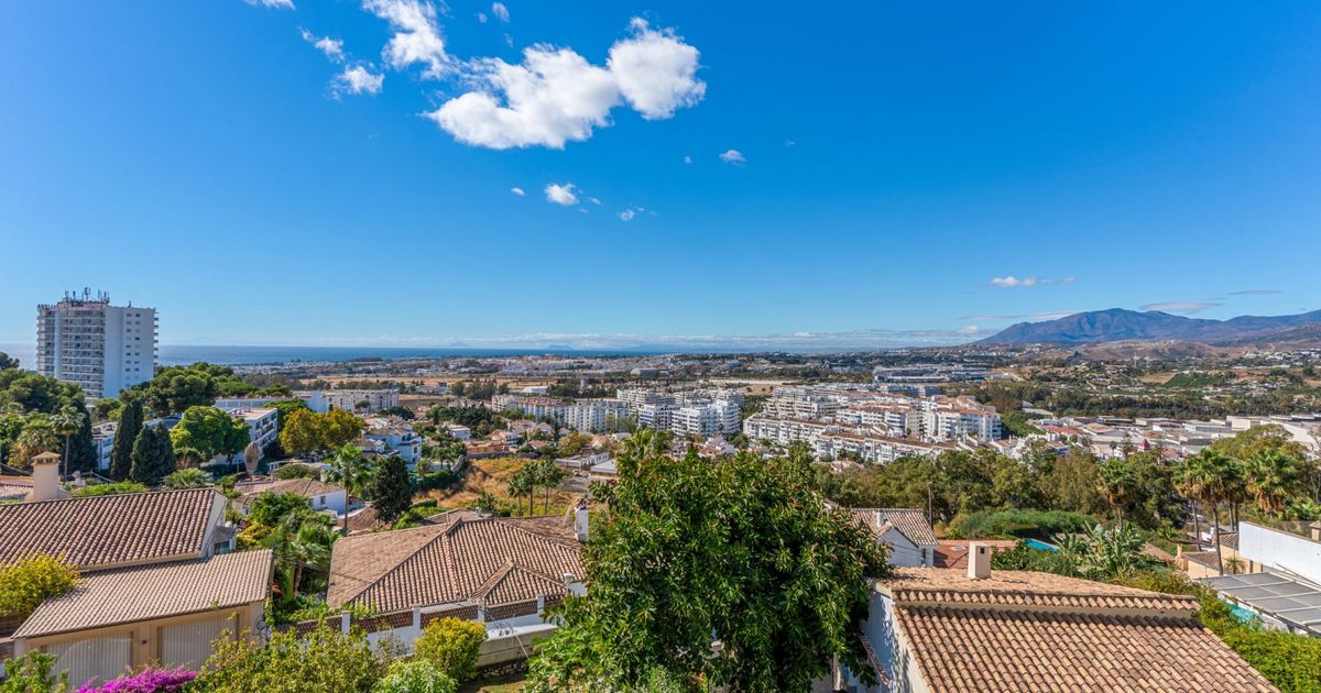Villa à Nueva Andalucia, Nueva Andalucia, 3/12