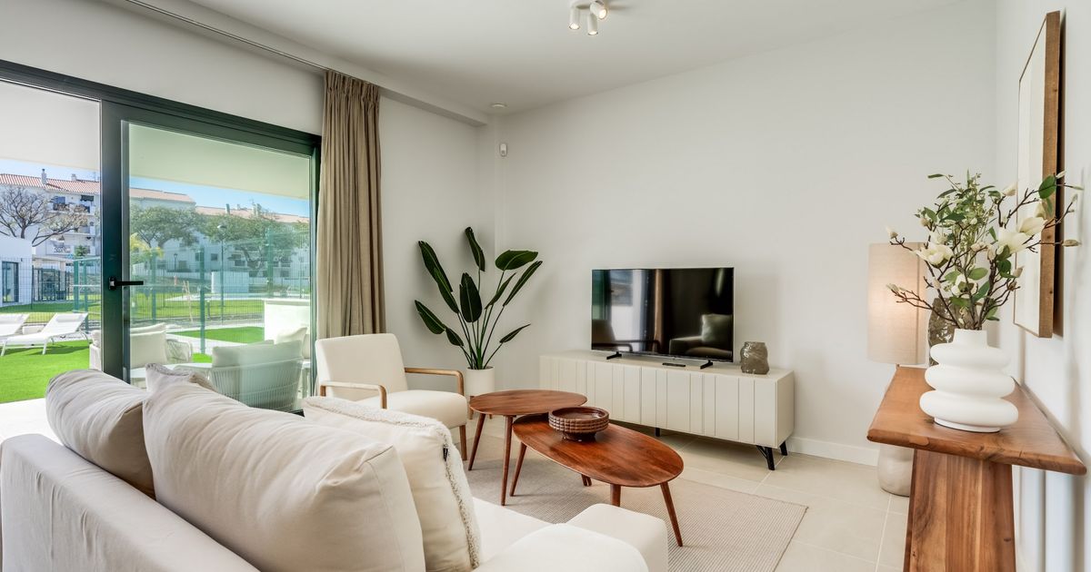 Erdgeschosswohnung in Estepona, Estepona, 3/12