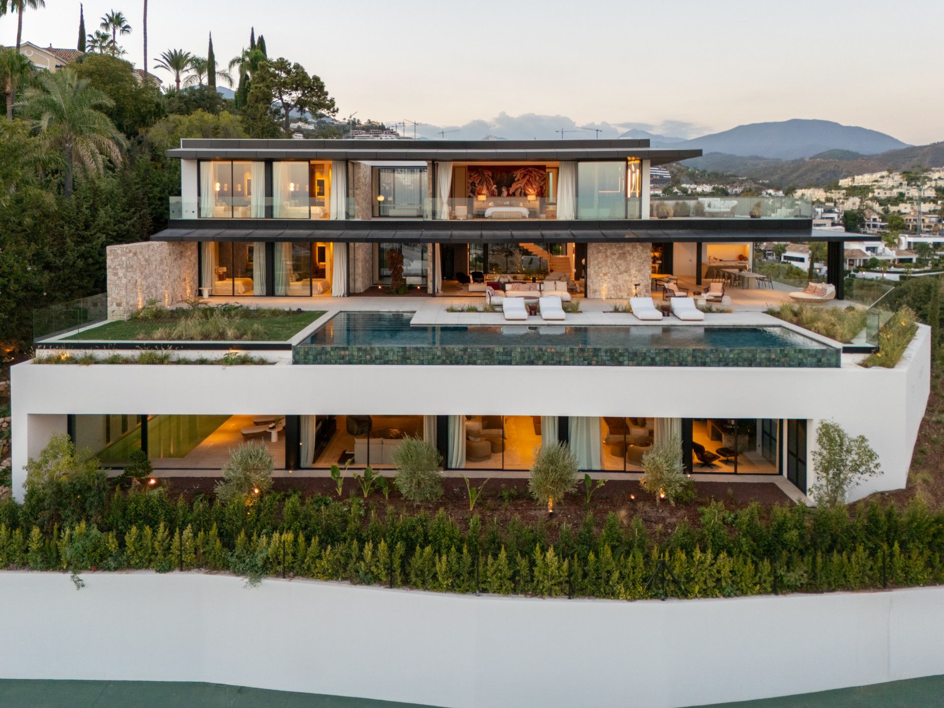 Villa in Benahavis, El Herrojo, Benahavis, 2/12