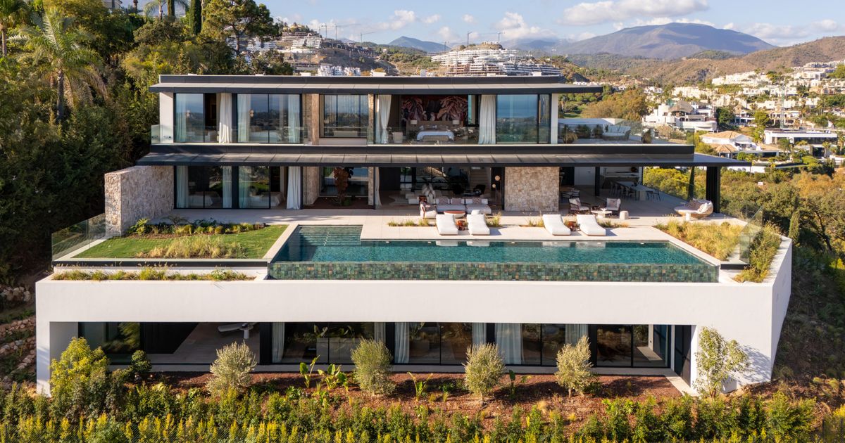 Villa in Benahavis, El Herrojo, Benahavis, 4/12
