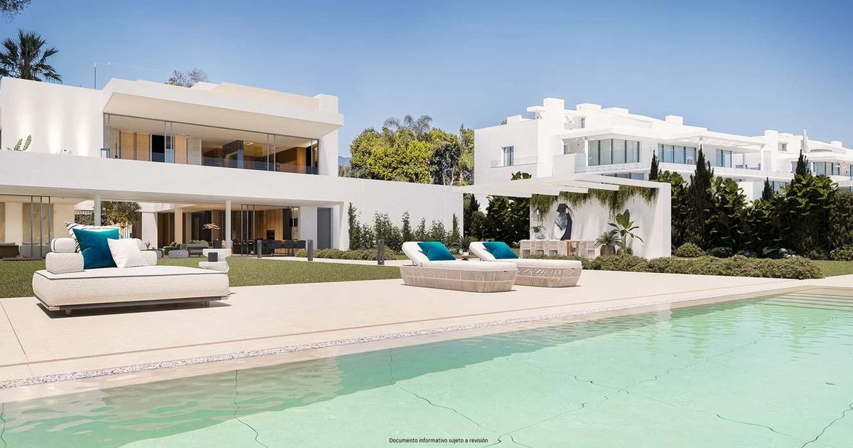 Villa en Estepona, Estepona, 7/12