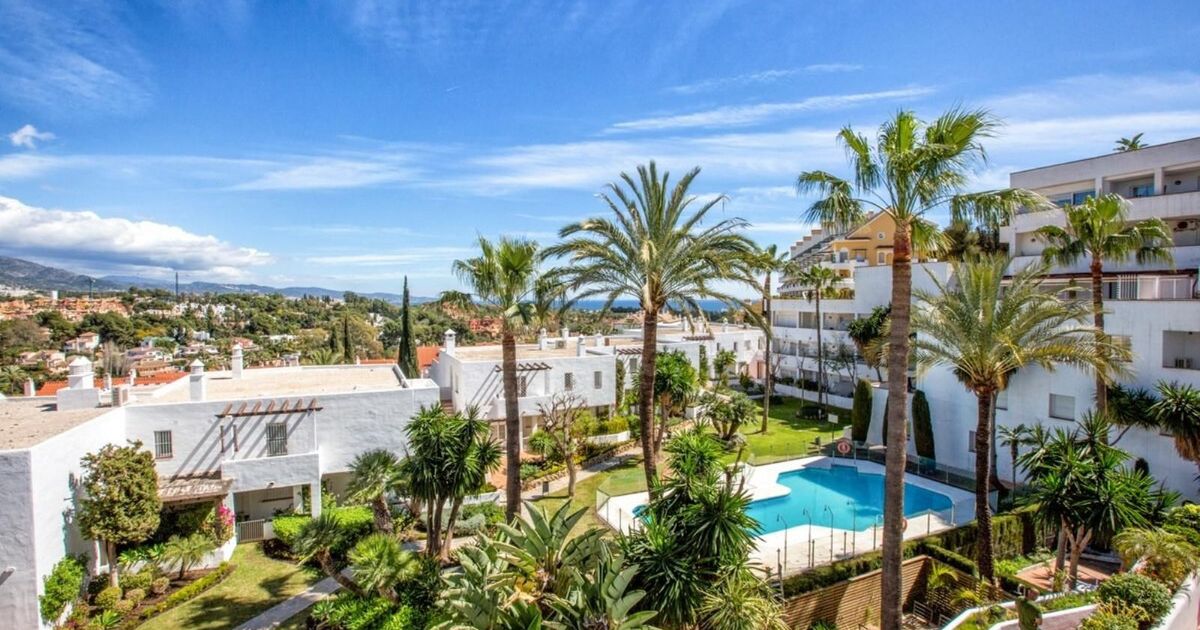 Apartamento de planta media en Nueva Andalucía, Nueva Andalucía, 1/12