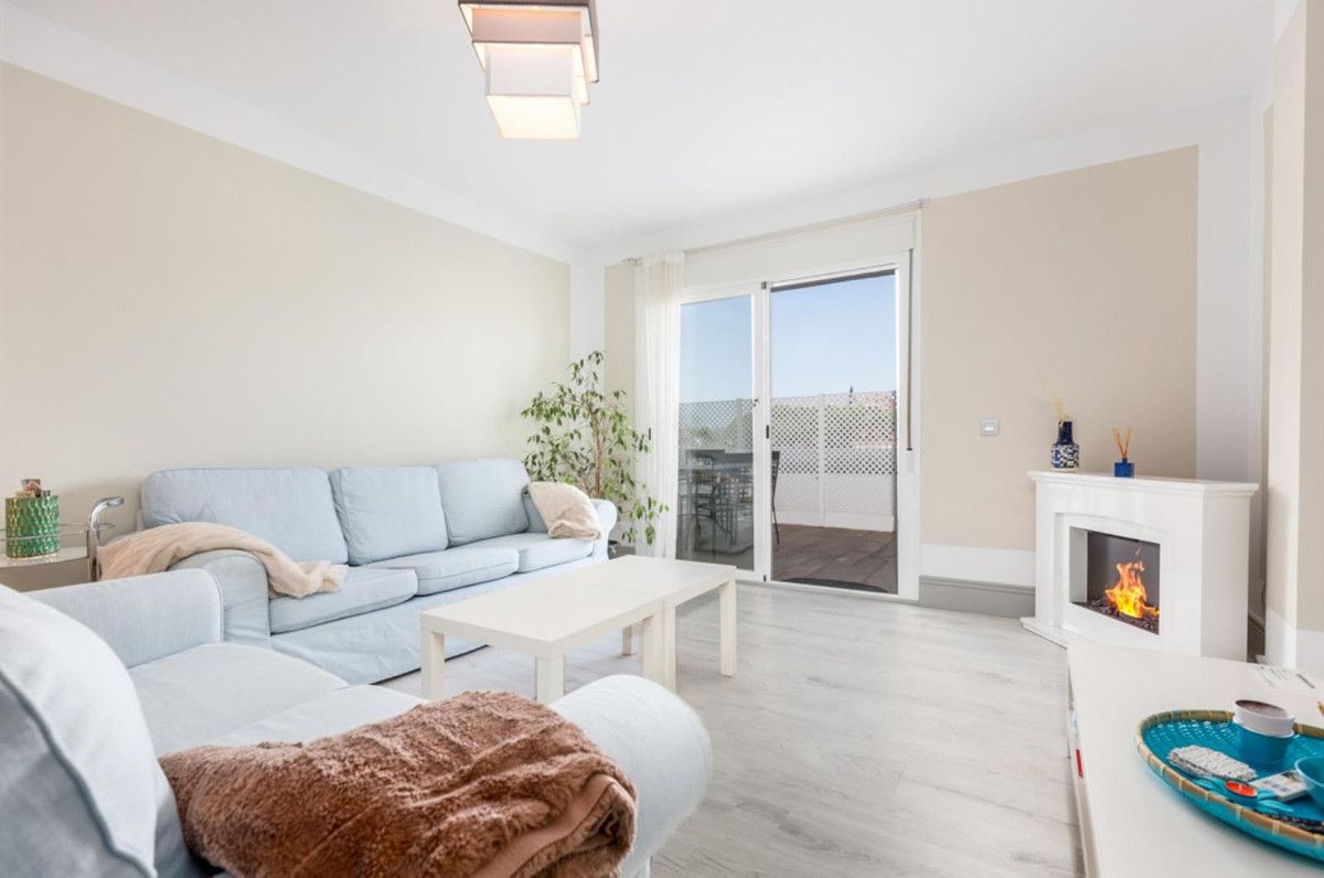Apartamento de planta media en Nueva Andalucía, Nueva Andalucía, 3/12