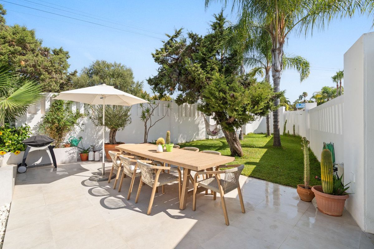 Villa in Marbella East, Marbesa, Marbella East, 4/12