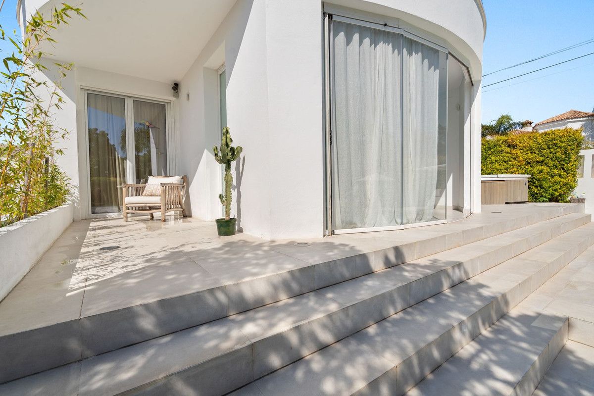 Villa in Marbella East, Marbesa, Marbella East, 6/12
