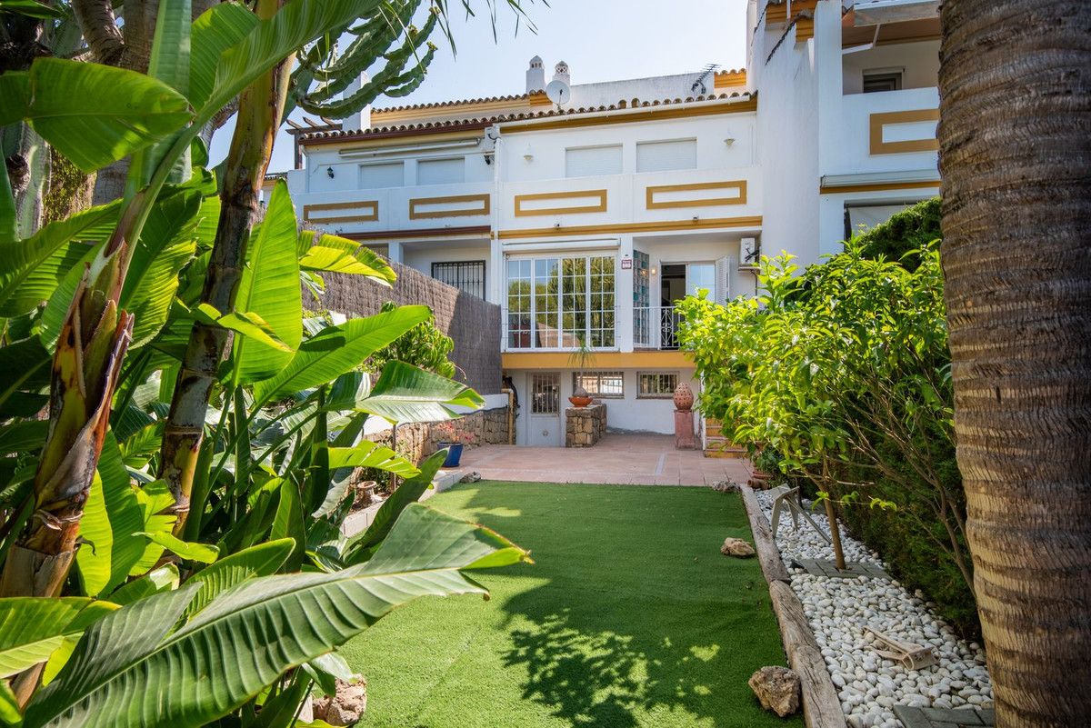 Maison de ville à Estepona, Estepona, 1/12