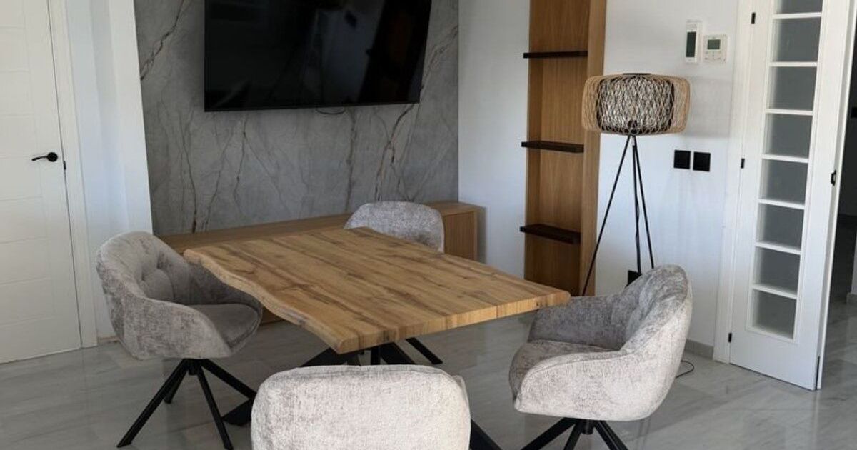Middle Floor Apartment in Estepona, Estepona, 4/12