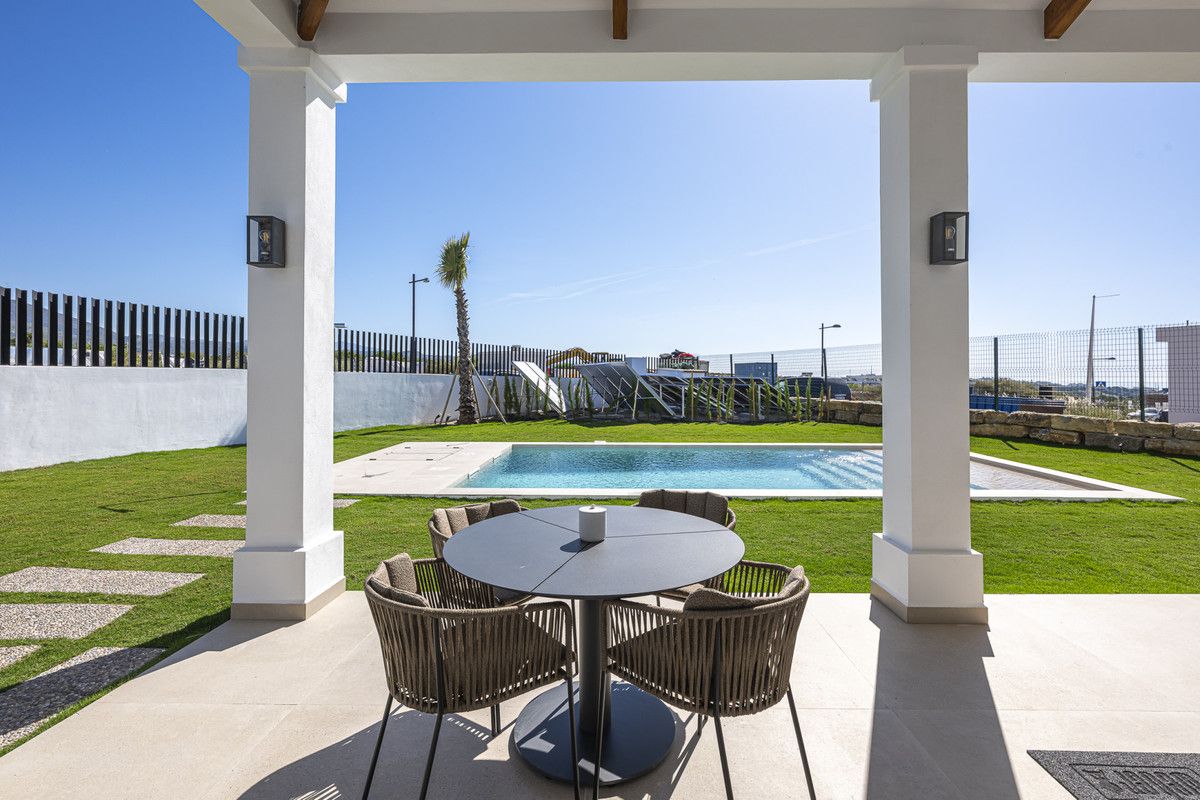 Wolnostojąca willa w Estepona, Estepona, 7/12