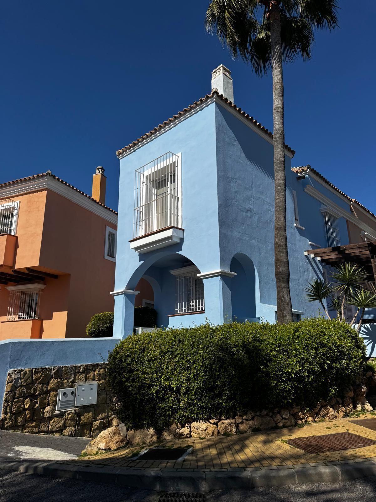 Таунхаус в Nueva Andalucía, Nueva Andalucía, 2/12