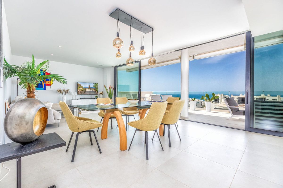 Apartamento de planta media en Higueron, Higueron, 2/12