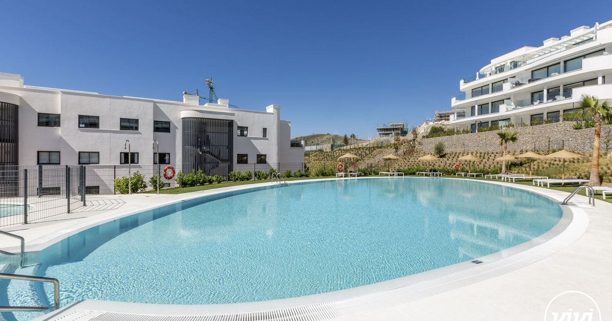 Apartamento de planta media en Higueron, Higueron, 3/12