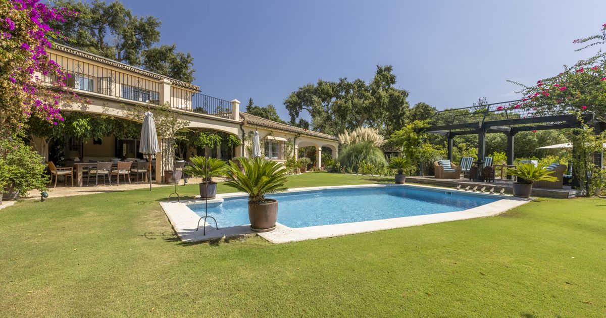 Вилла в Sotogrande, Zona E, Sotogrande, 1/12