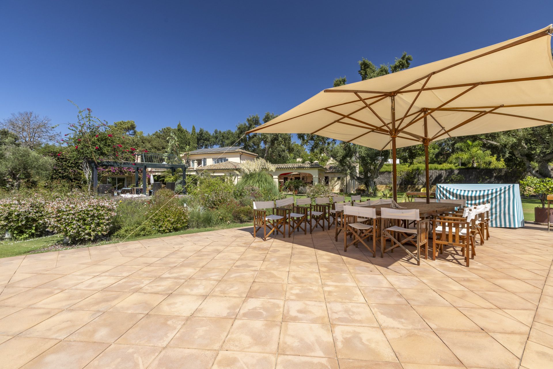 Вилла в Sotogrande, Zona E, Sotogrande, 7/12