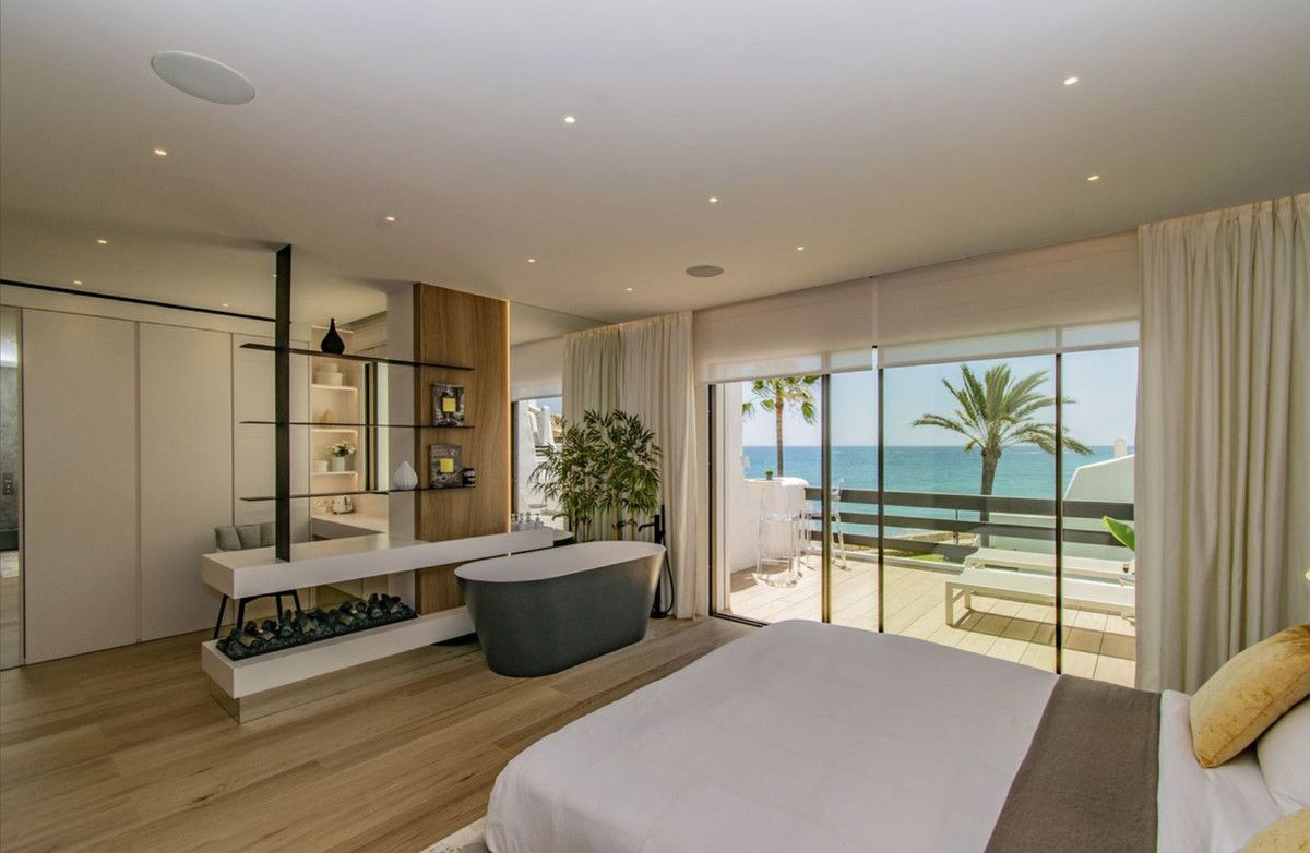Townhouse in Puerto Banús, Puerto Banús, 10/12