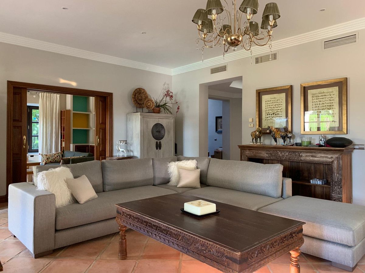 Detached Villa in Sierra Blanca, Sierra Blanca, 11/12