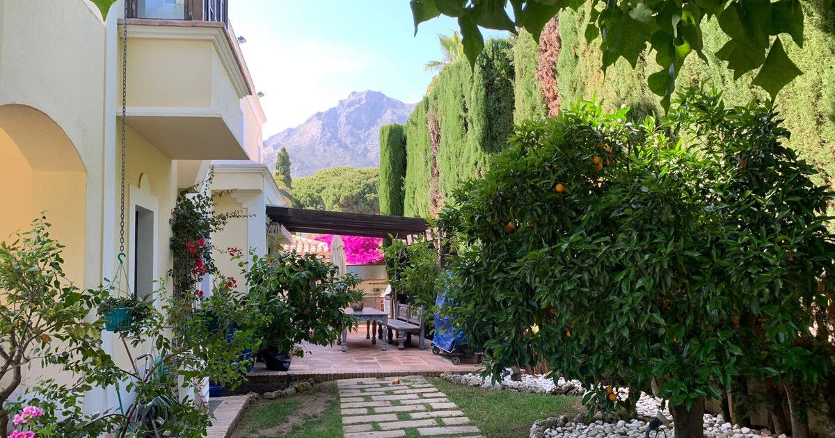 Detached Villa in Sierra Blanca, Sierra Blanca, 5/12