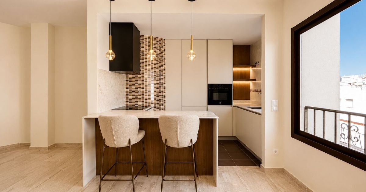 Middle Floor Apartment in Estepona, Estepona, 3/12