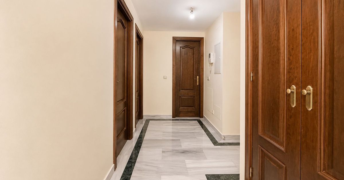 Middle Floor Apartment in Estepona, Estepona, 8/12