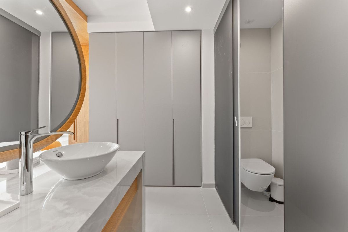 Apartamento de Planta Media en Fuengirola, Fuengirola, 12/12