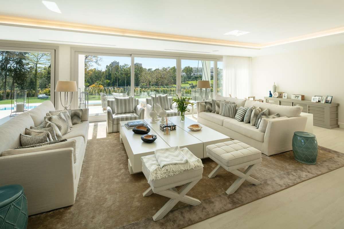Villa in Marbella, Marbella, 3/12