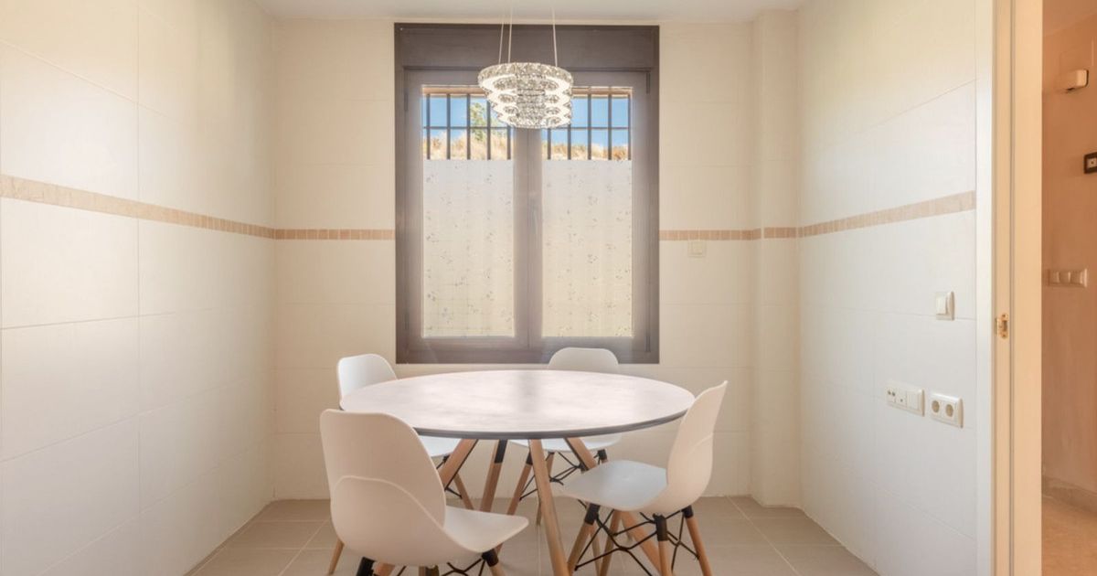 Таунхаус в Estepona, Estepona, 9/12