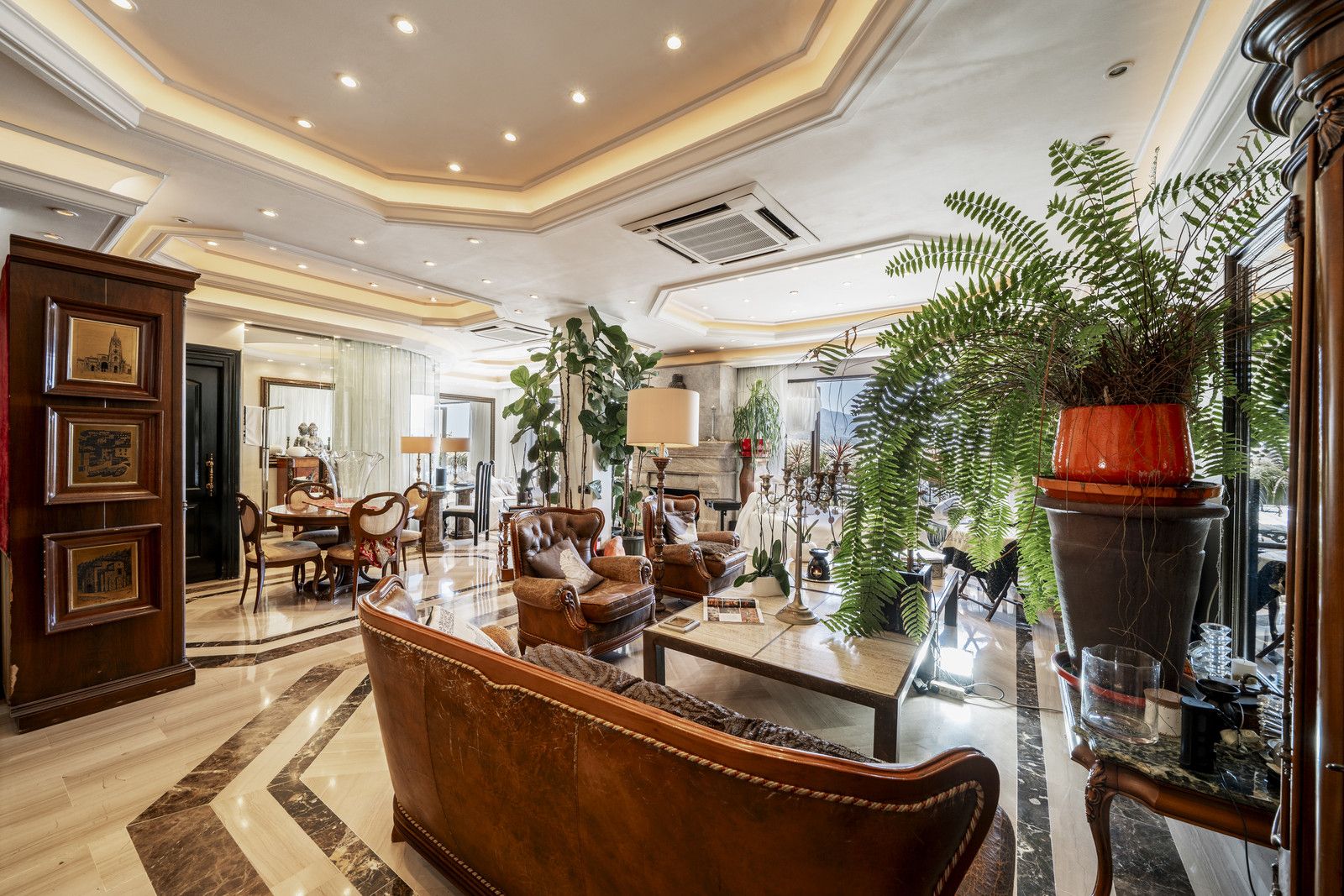 Duplex in Marbella - Puerto Banus, Marbella - Puerto Banus, 6/12