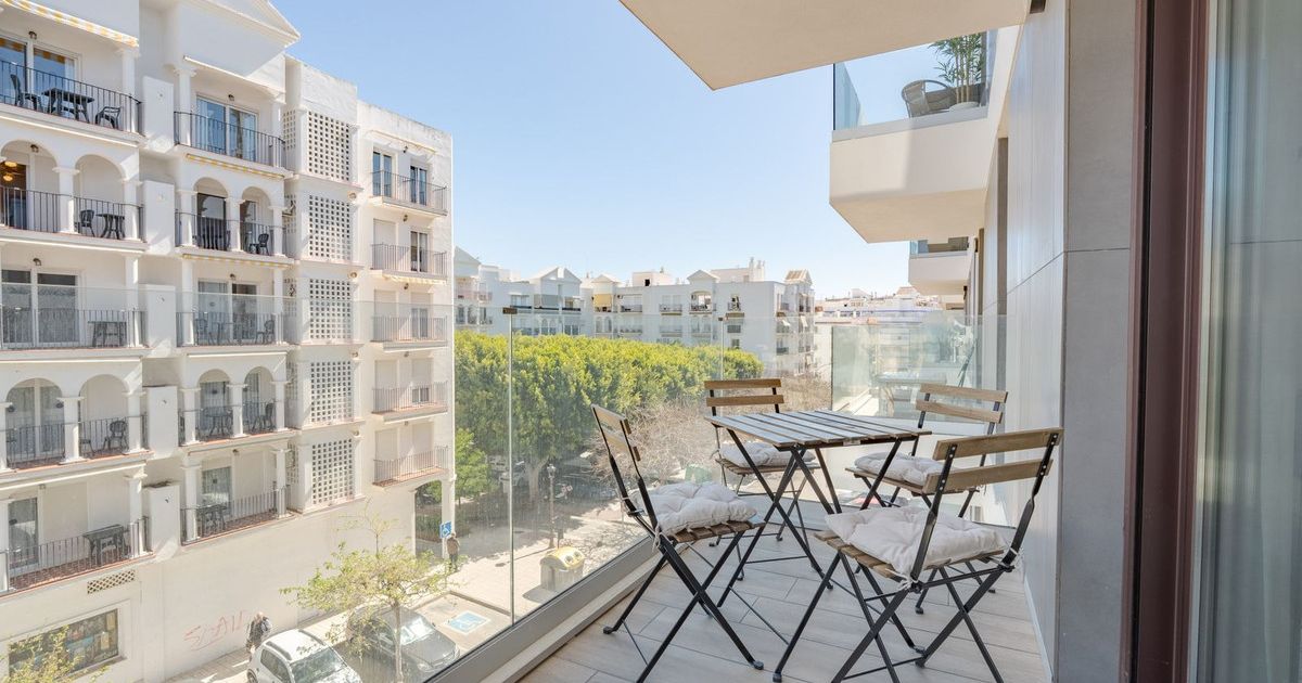 Wohnung in mittlerer Etage in Estepona, Estepona, 3/12
