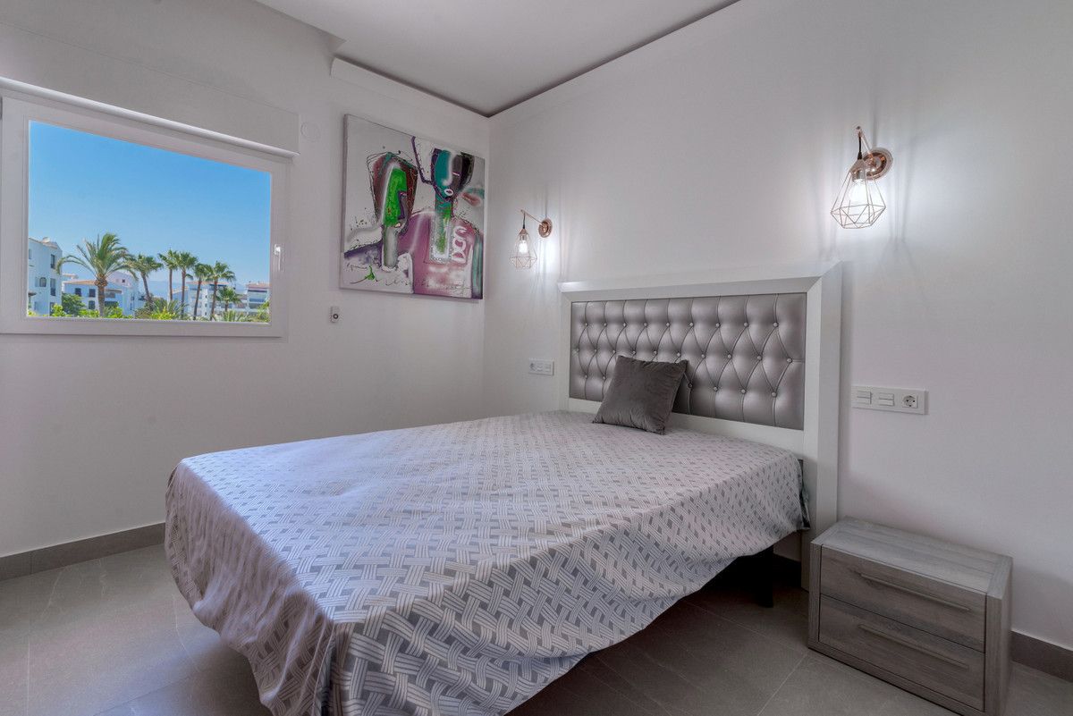 Appartement op de middelste verdieping in Puerto Banús, Puerto Banús, 11/11